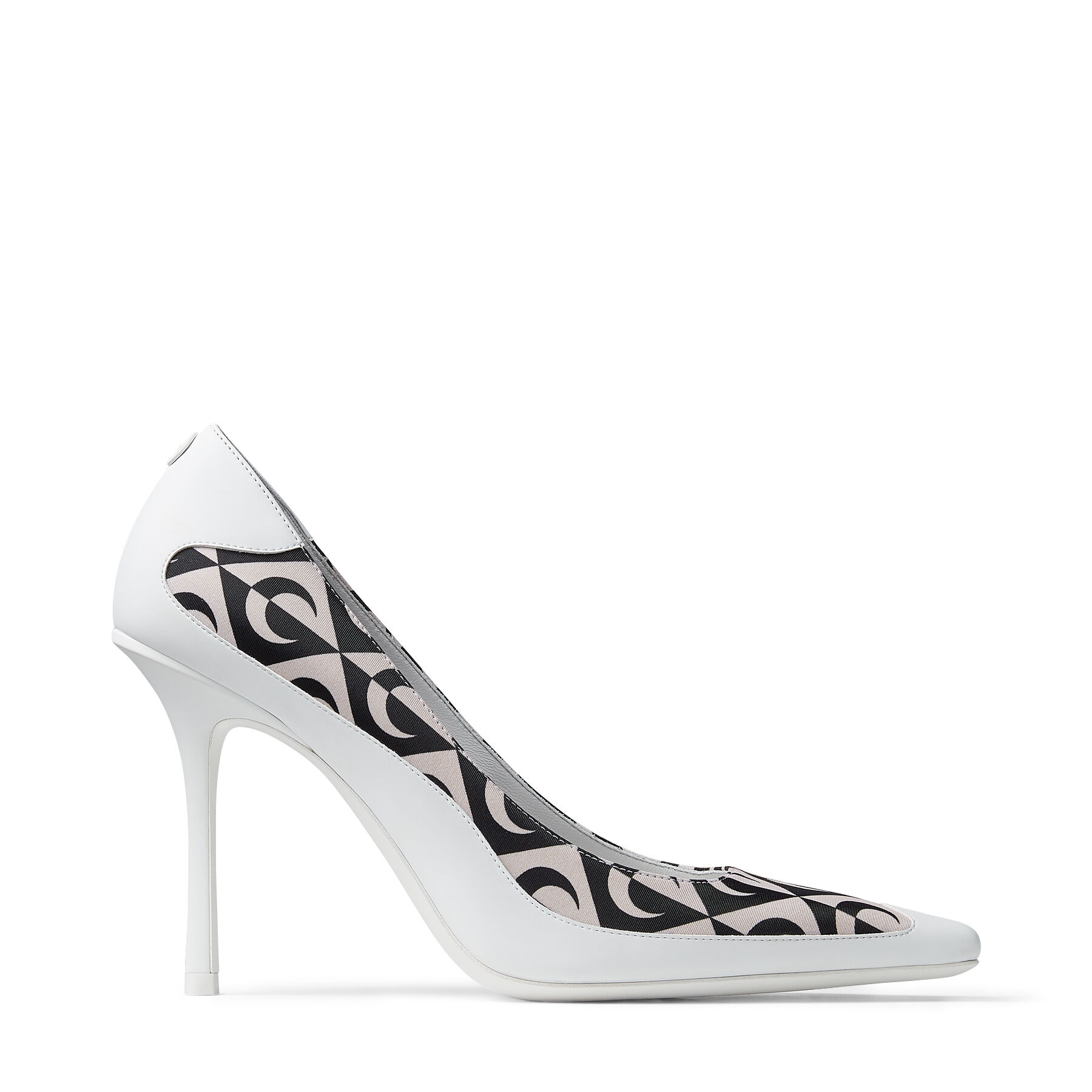 white pump
