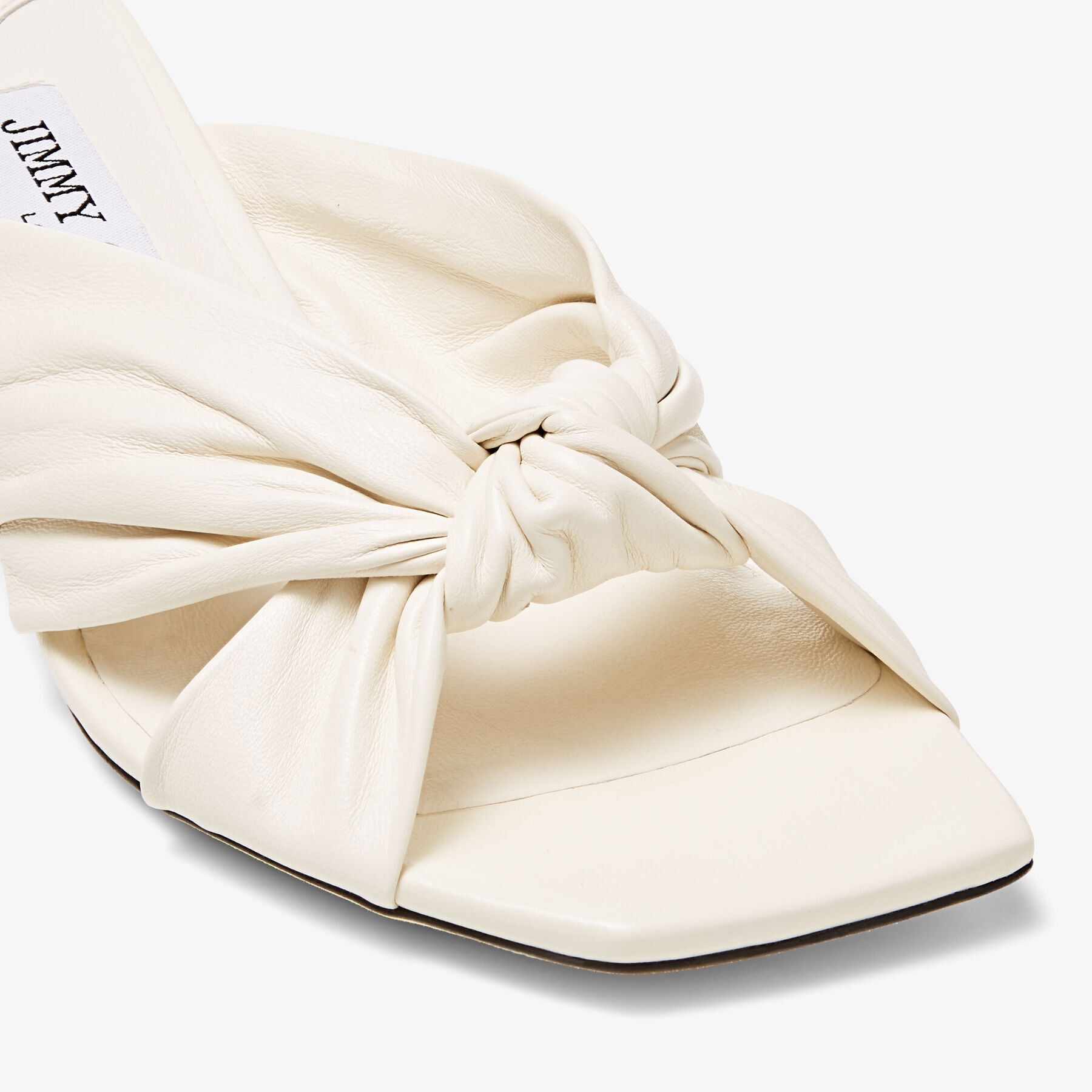Mules aus Nappaleder in Latte | AVENUE 50 | Sommerkollektion 2021 