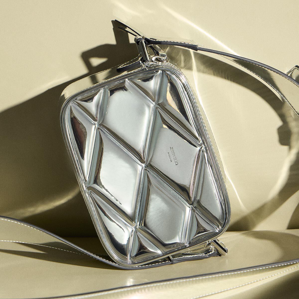 Box Camera S |Silver Diamond Quilted Mirror Fabric Camera